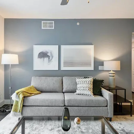 Landing At Axis Waterfront - 1 Bedroom In Downtown Benbrook
